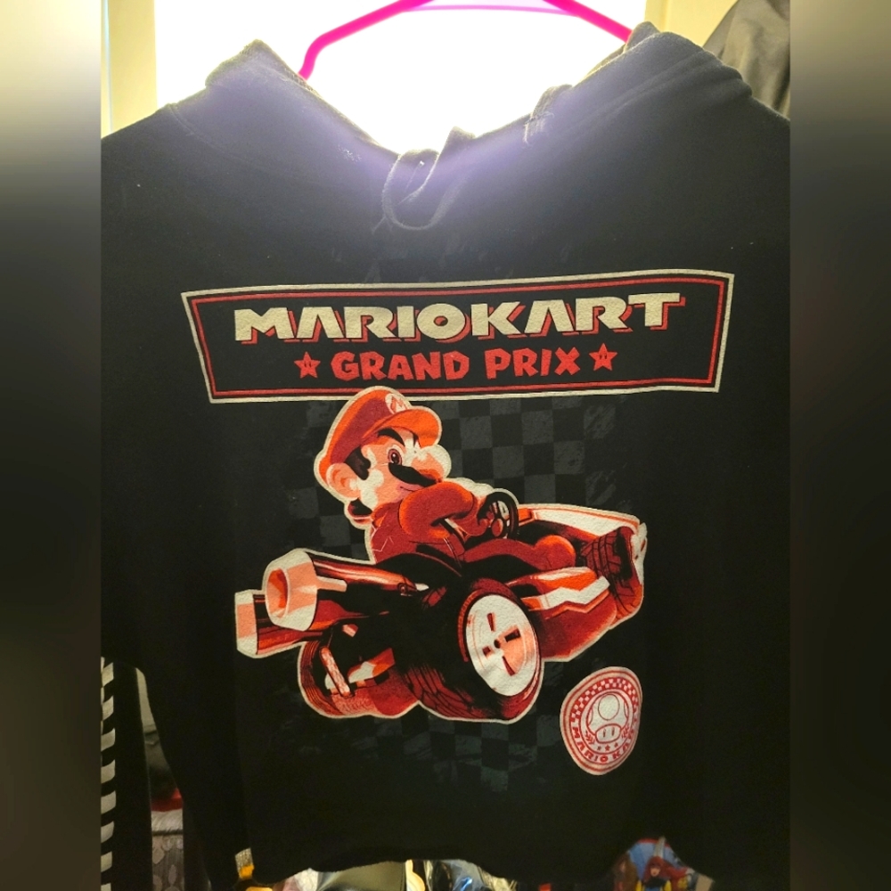 Super Mario Women's Crop Hoodie